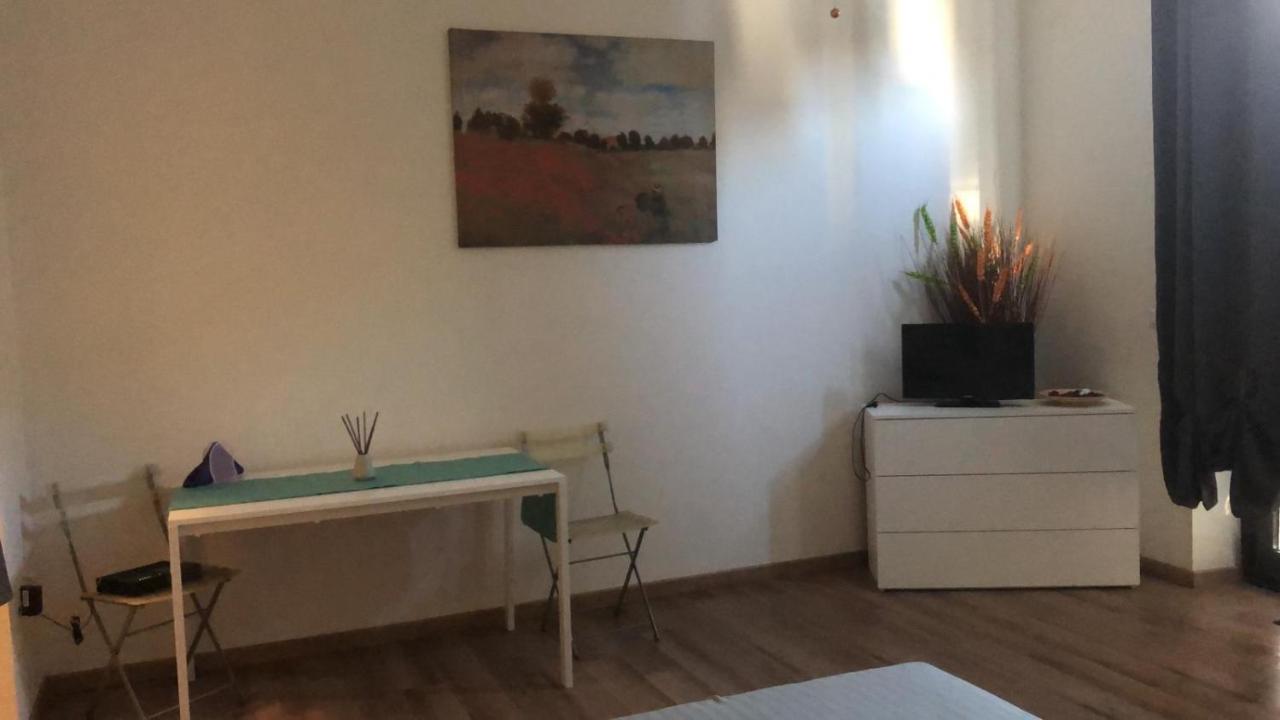 Apartament Monolocale Arredato Con Una Camera Parma Zewnętrze zdjęcie
