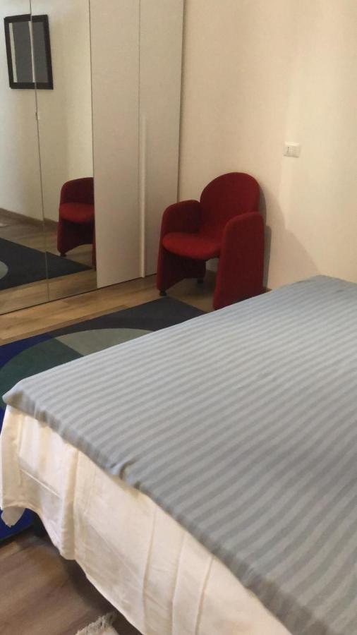 Apartament Monolocale Arredato Con Una Camera Parma Zewnętrze zdjęcie