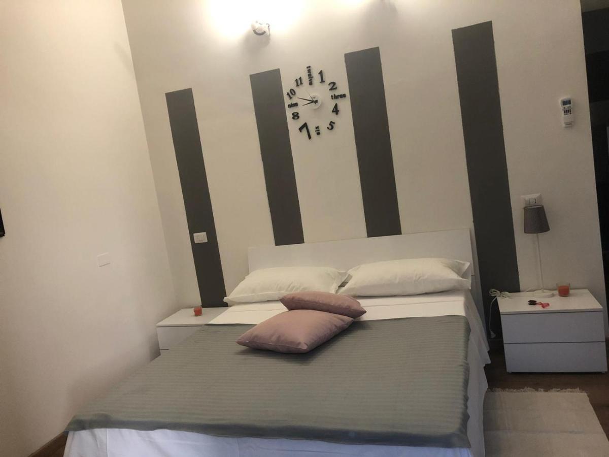 Apartament Monolocale Arredato Con Una Camera Parma Zewnętrze zdjęcie