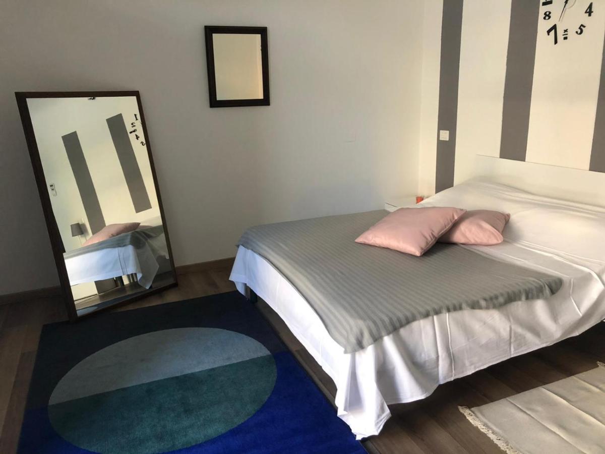 Apartament Monolocale Arredato Con Una Camera Parma Zewnętrze zdjęcie
